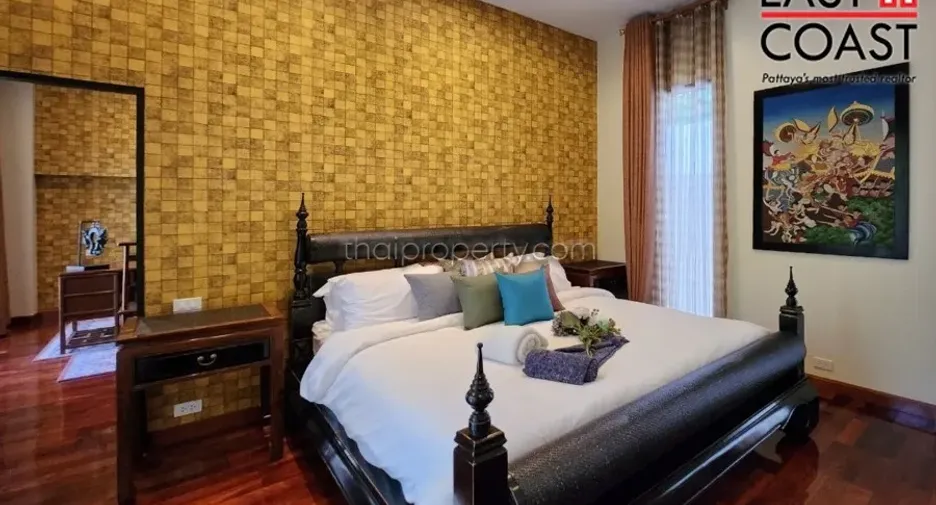 For sale 4 bedrooms house in Na Jomtien, Pattaya