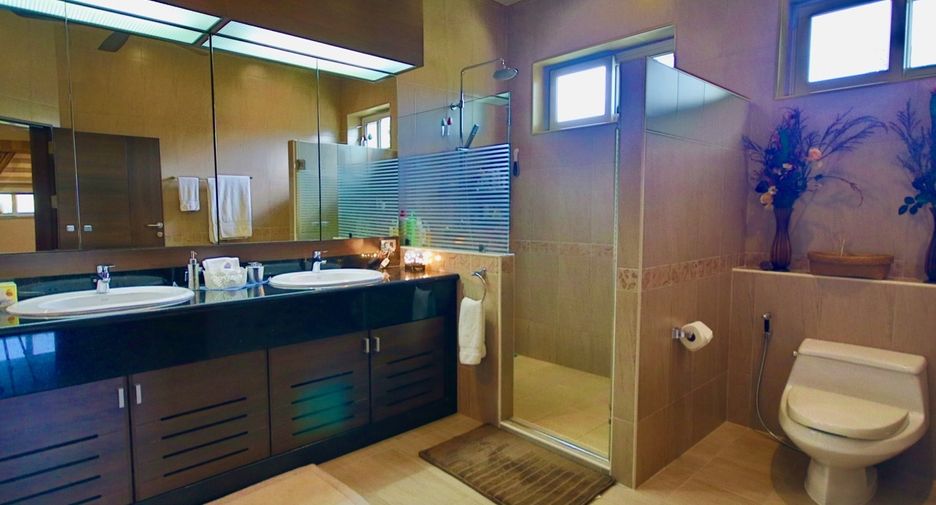 For sale 3 bed house in Bang Lamung, Chonburi