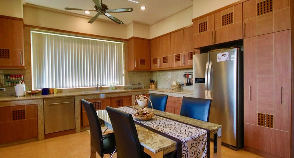 For sale 3 bed house in Bang Lamung, Chonburi