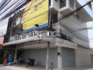 For sale 1 bed retail Space in Pratumnak, Pattaya
