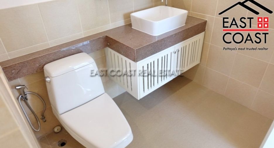 For sale 2 bedrooms condo in South Pattaya, Pattaya