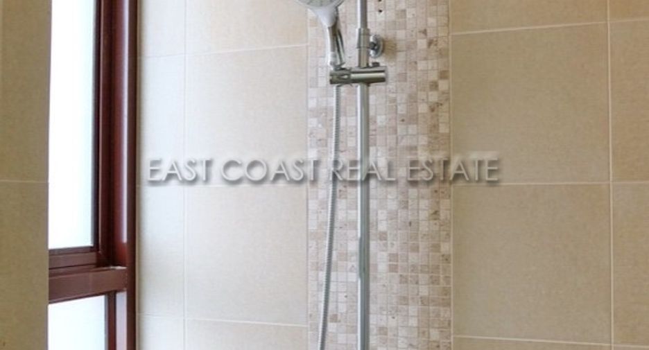 For sale 2 bedrooms condo in South Pattaya, Pattaya
