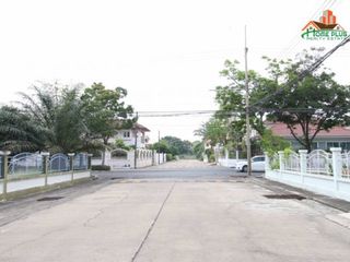 For sale 3 bedrooms house in Mueang Pathum Thani, Pathum Thani