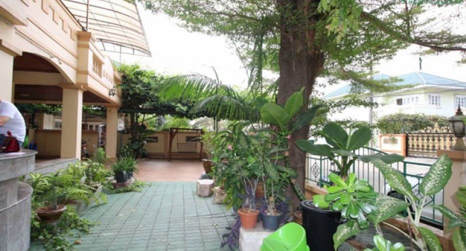 For sale 3 bedrooms house in Mueang Pathum Thani, Pathum Thani