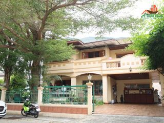 For sale 3 bedrooms house in Mueang Pathum Thani, Pathum Thani
