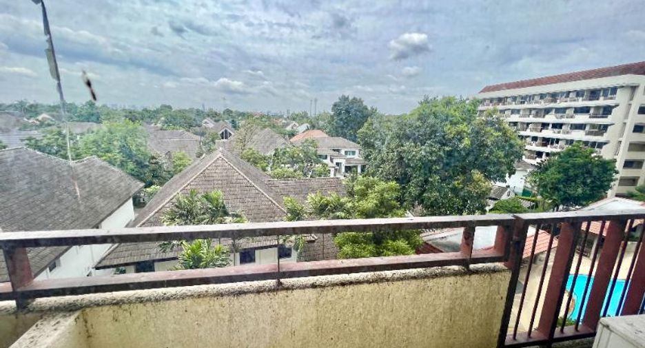 For sale そして for rent 4 Beds condo in Pak Kret, Nonthaburi