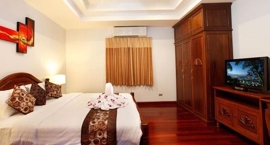 For rent 4 Beds villa in Mueang Phuket, Phuket
