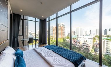 For rent 2 bedrooms condo in Khlong Toei, Bangkok