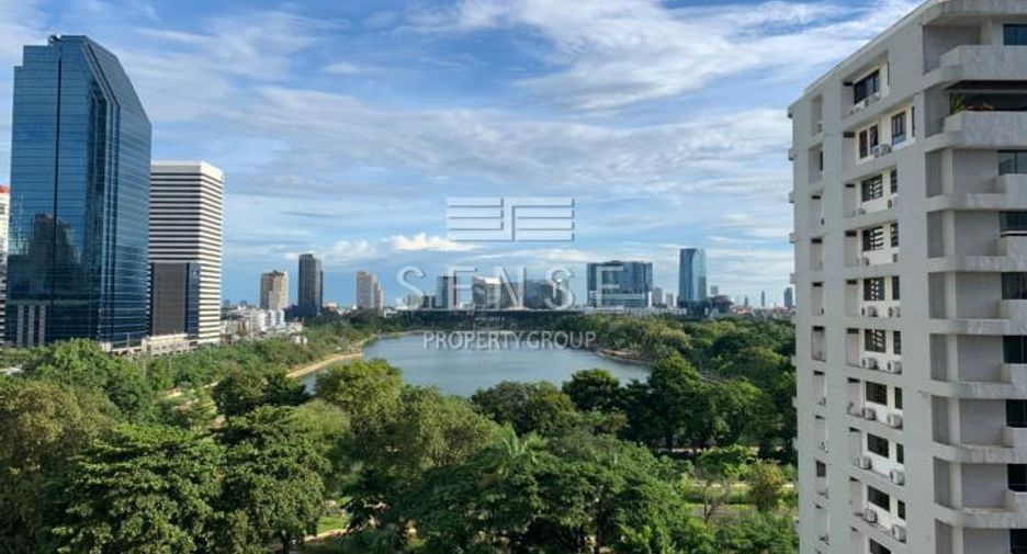 For rent 4 bedrooms condo in Khlong Toei, Bangkok