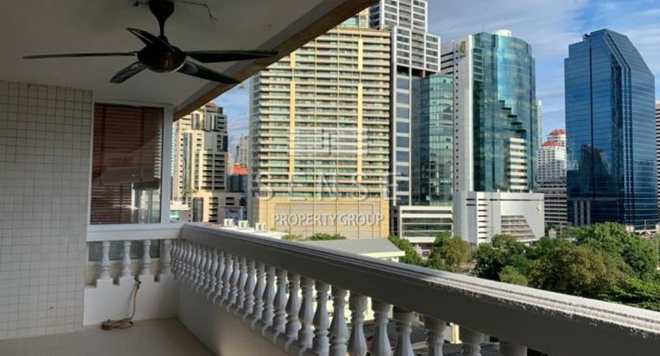 For rent 4 bedrooms condo in Khlong Toei, Bangkok