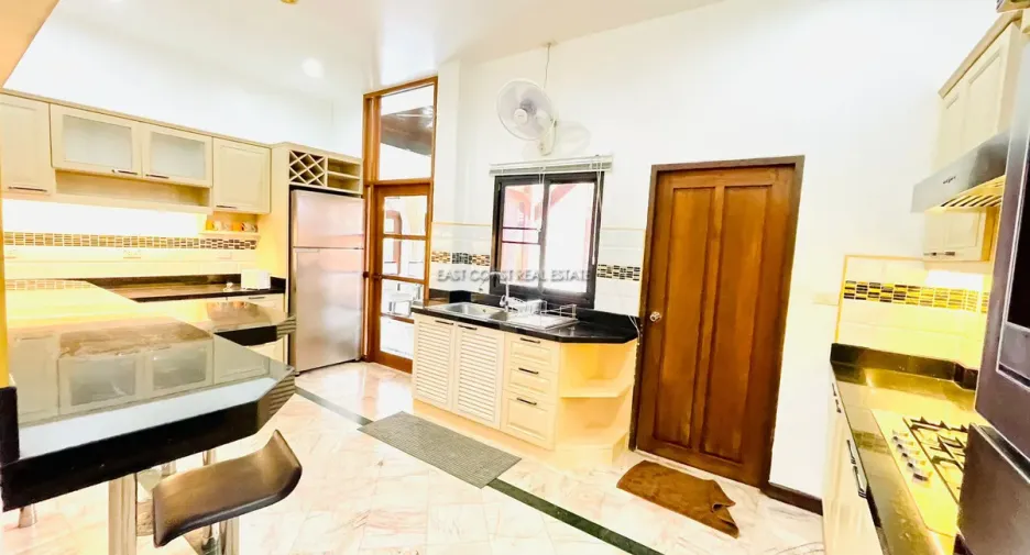 For rent 3 bedrooms house in Bang Lamung, Chonburi