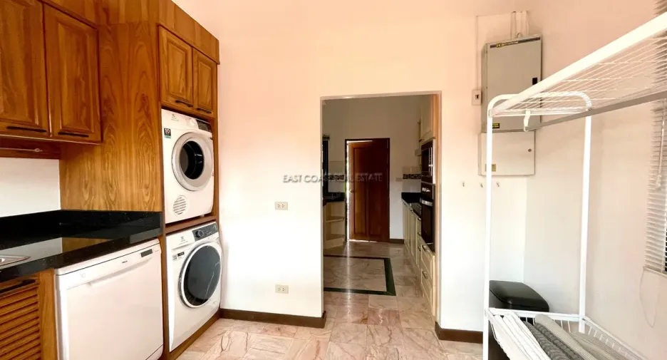 For rent 3 bedrooms house in Bang Lamung, Chonburi