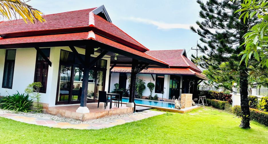For rent 3 bedrooms house in East Pattaya, Pattaya