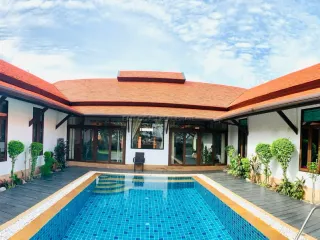 For Rent 3 Bedroom House In Bang Lamung, Chonburi