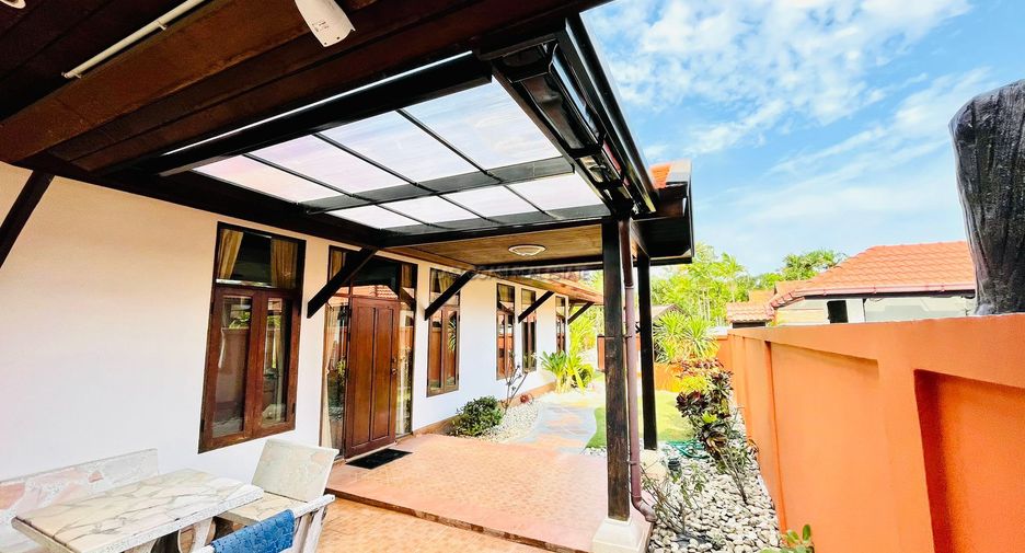 For rent 3 bedrooms house in East Pattaya, Pattaya
