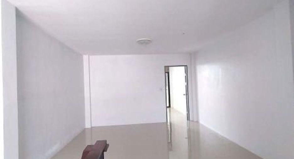 Local comercial en venta de 3 habitaciones en Nong Khaem, Bangkok