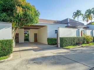 For rent 3 bed villa in Mueang Phuket, Phuket