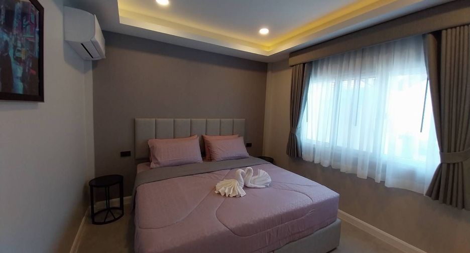 For sale 4 Beds villa in Pratumnak, Pattaya