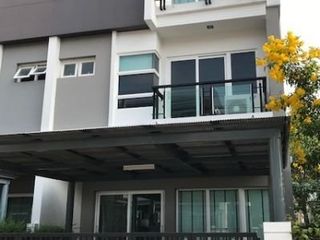 For rent 2 bed retail Space in Lak Si, Bangkok