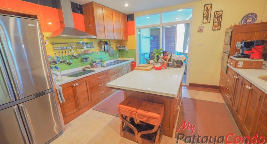 For sale 2 bedrooms condo in Bang Lamung, Chonburi