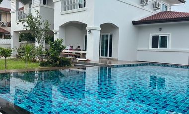 For sale 4 bed villa in Bang Lamung, Chonburi