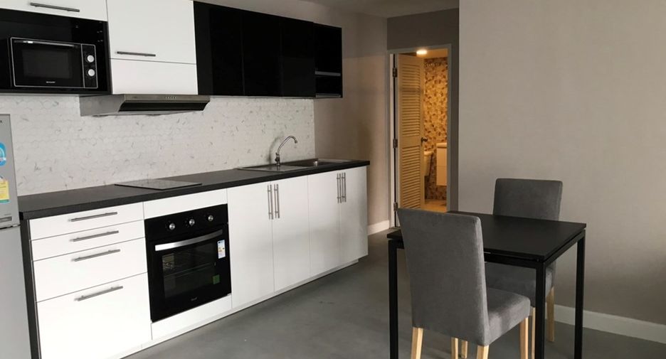 For sale 1 bed condo in Watthana, Bangkok