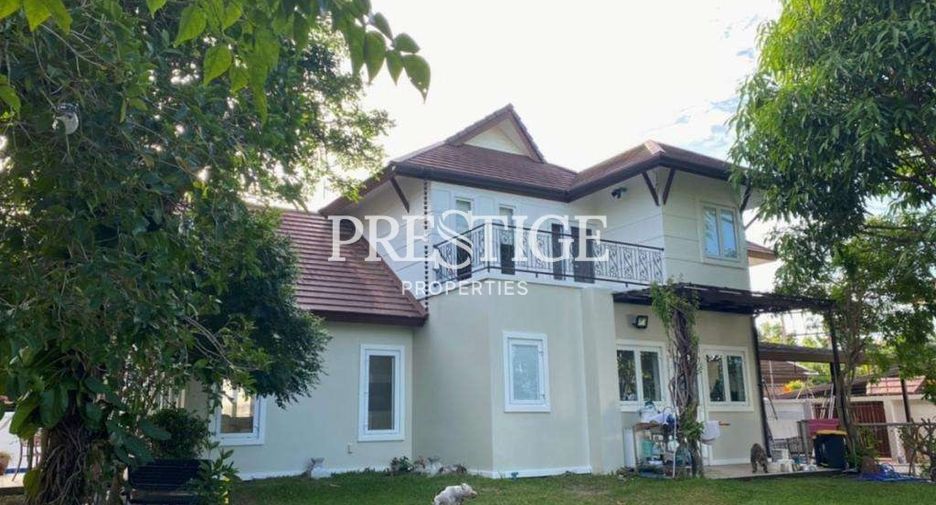 For sale 3 bedrooms house in East Pattaya, Pattaya