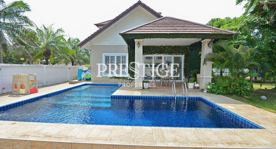 For sale 3 bedrooms house in East Pattaya, Pattaya