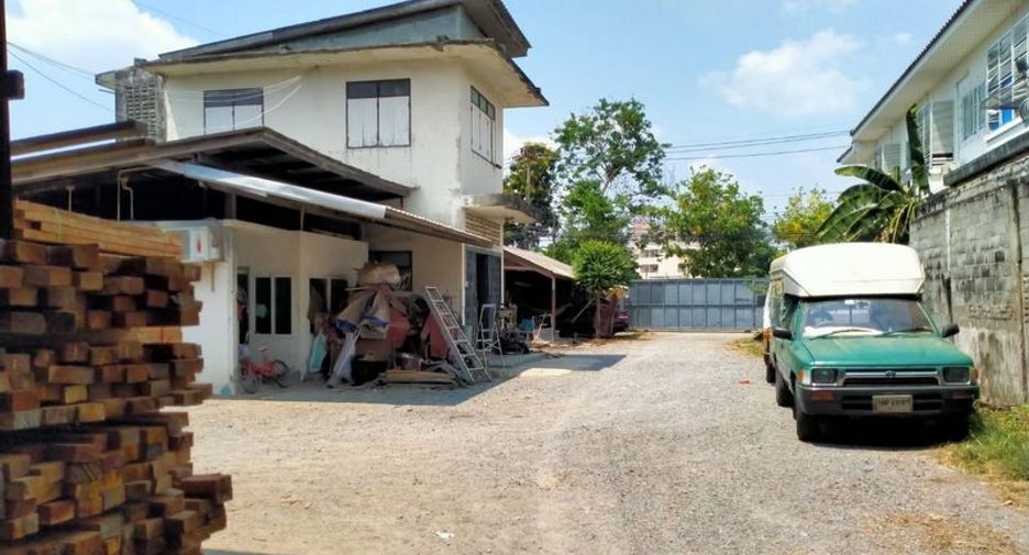 For sale warehouse in Mueang Nonthaburi, Nonthaburi
