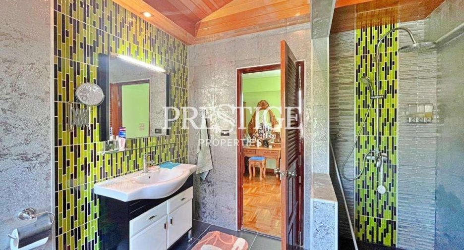À vendre 4 chambres maison à Sattahip, Chonburi