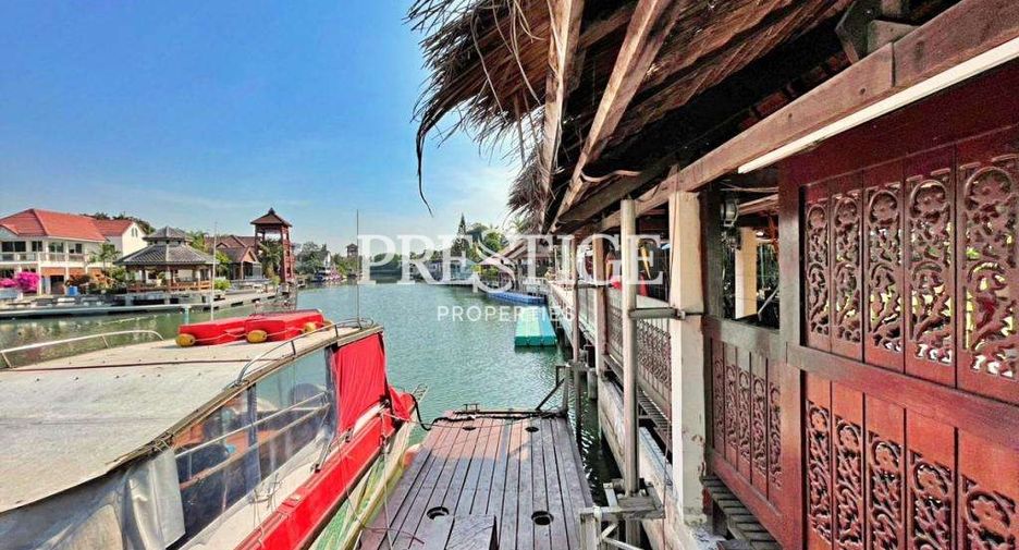 À vendre 4 chambres maison à Sattahip, Chonburi