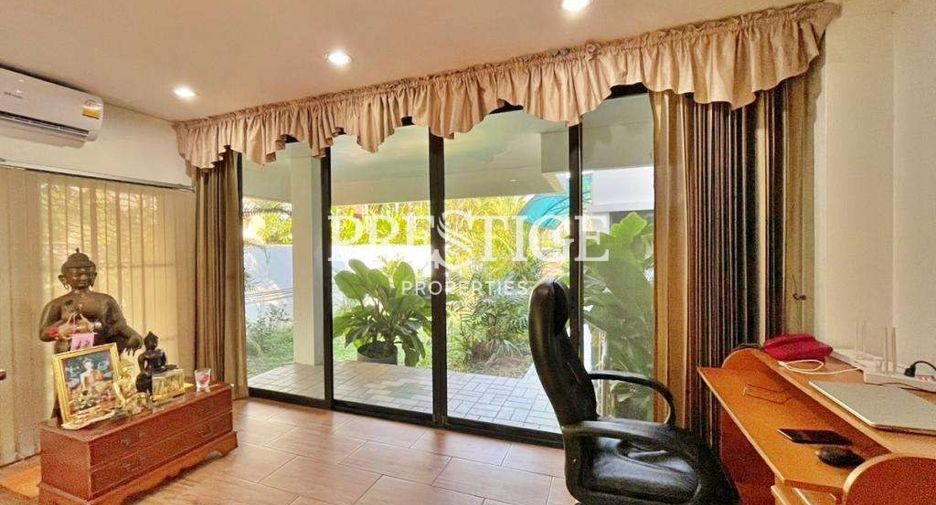 À vendre 4 chambres maison à Sattahip, Chonburi