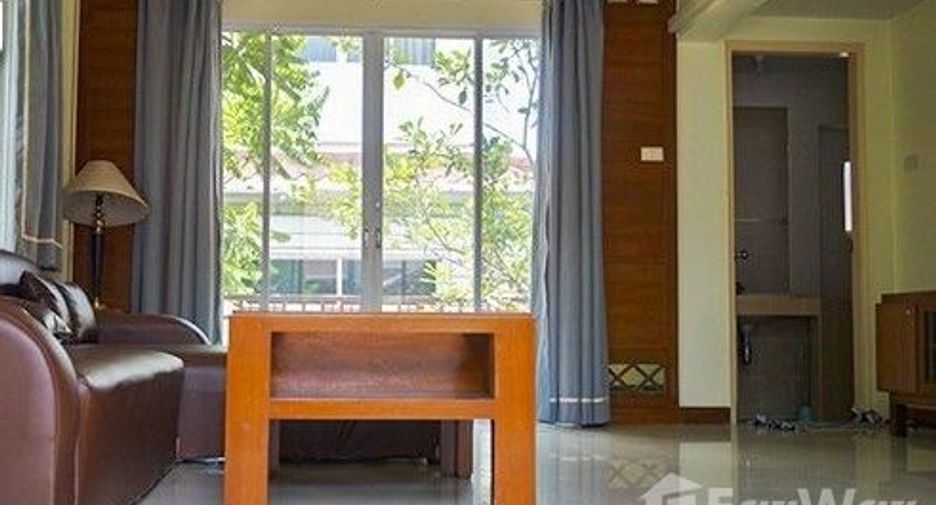 For sale 3 Beds house in Lat Phrao, Bangkok