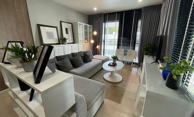 For rent 2 bed condo in Watthana, Bangkok