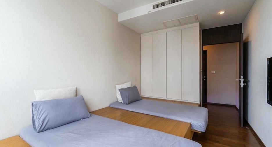 For rent and for sale 2 bedrooms condo in Khlong Toei, Bangkok