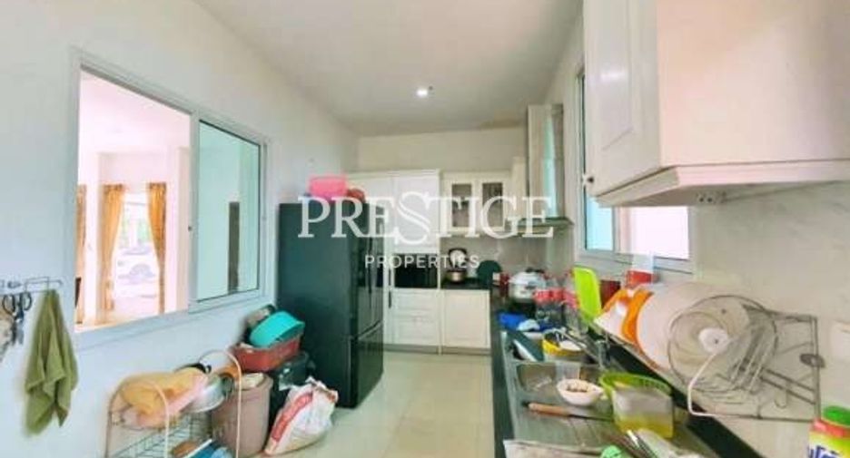 For sale 5 bedrooms house in Bang Lamung, Chonburi