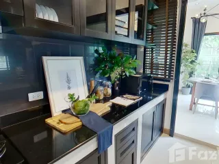 For sale 3 Beds townhouse in Saraphi, Chiang Mai