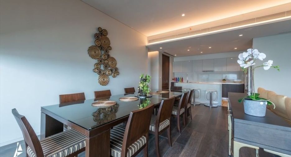 For rent 3 bedrooms condo in Watthana, Bangkok