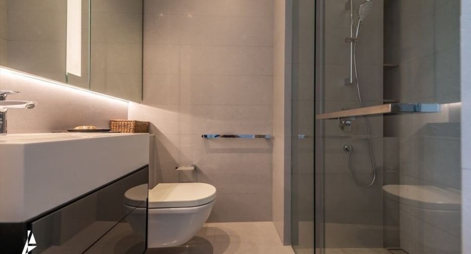 For rent 3 bedrooms condo in Watthana, Bangkok