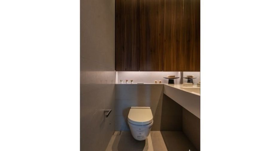 For rent 3 bedrooms condo in Watthana, Bangkok