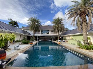 For sale 6 bed house in Hua Hin, Prachuap Khiri Khan