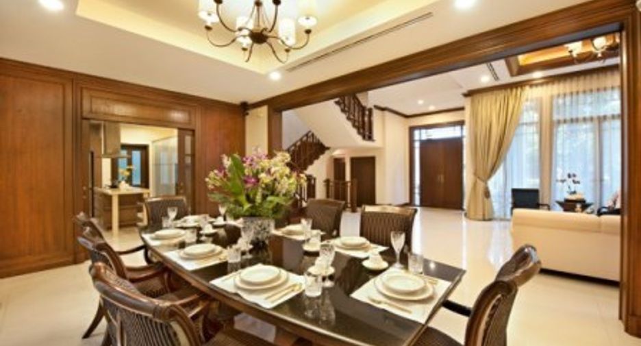 出租 4 卧室 独立屋 在 Khlong San, 曼谷
