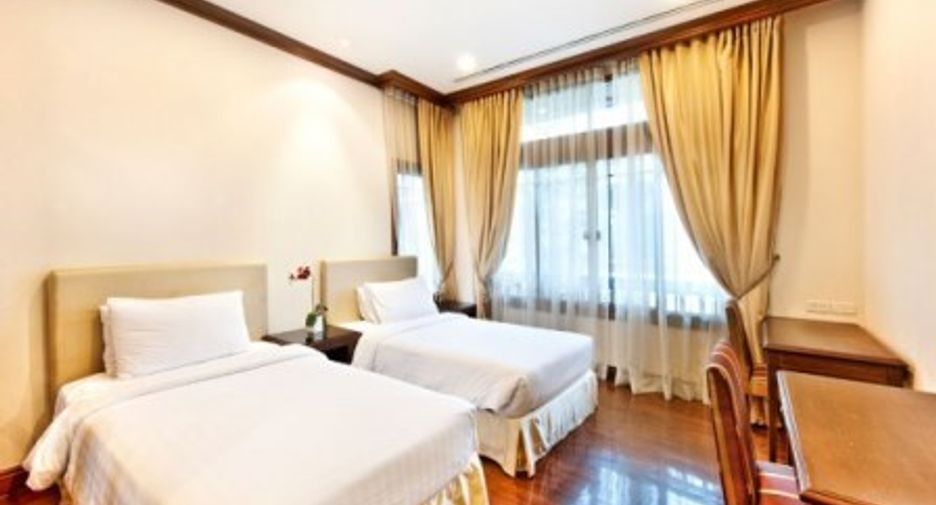For rent 4 bed house in Khlong San, Bangkok