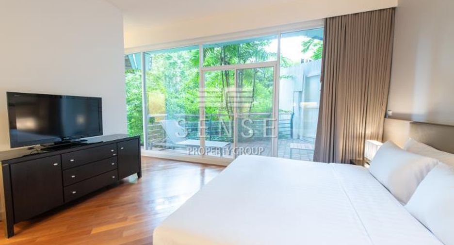 For rent 5 bed condo in Yan Nawa, Bangkok