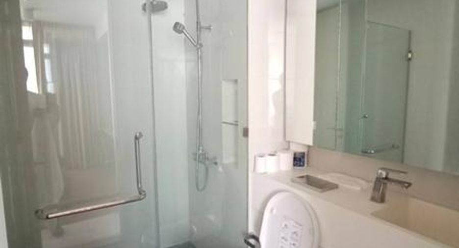 For sale and for rent 2 bed condo in Bang Rak, Bangkok