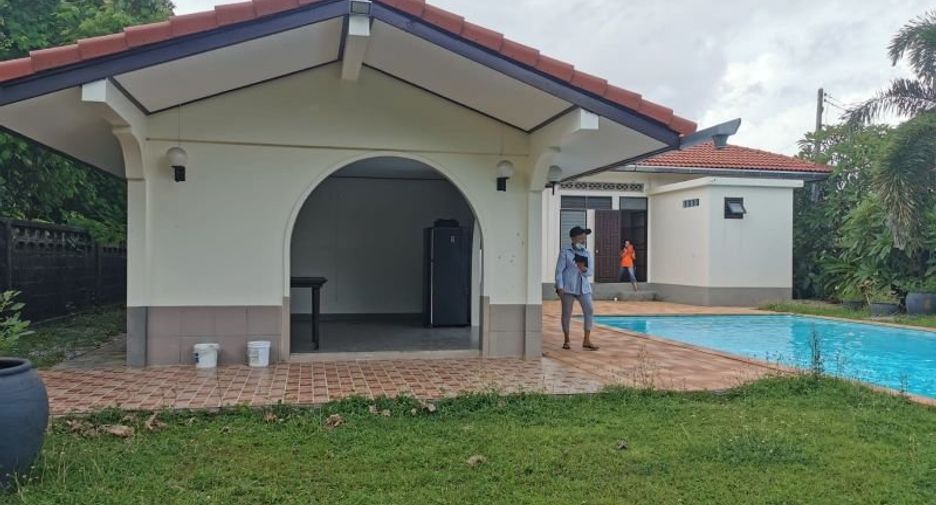 For rent and for sale 3 bedrooms villa in Mueang Phuket, Phuket