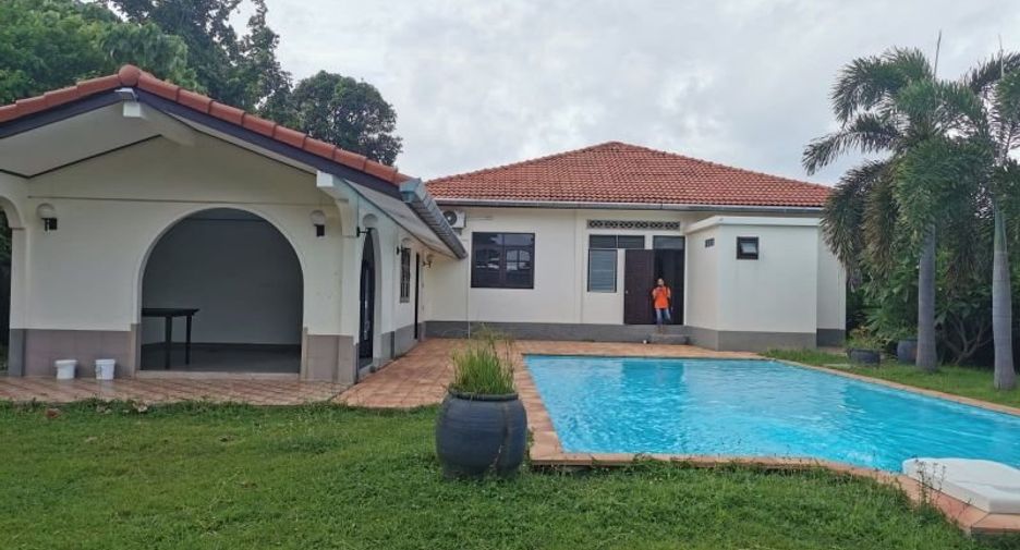 For rent and for sale 3 bedrooms villa in Mueang Phuket, Phuket