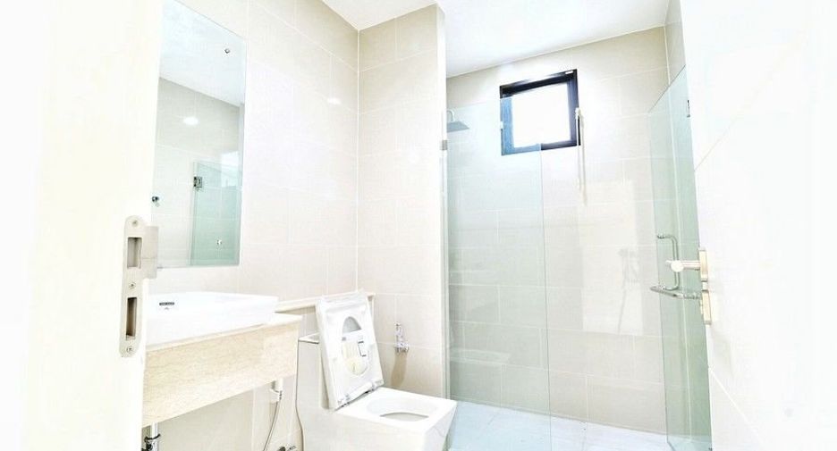 Haus zum Kauf mit 5 Zimmer in Mueang Pathum Thani, Pathum Thani