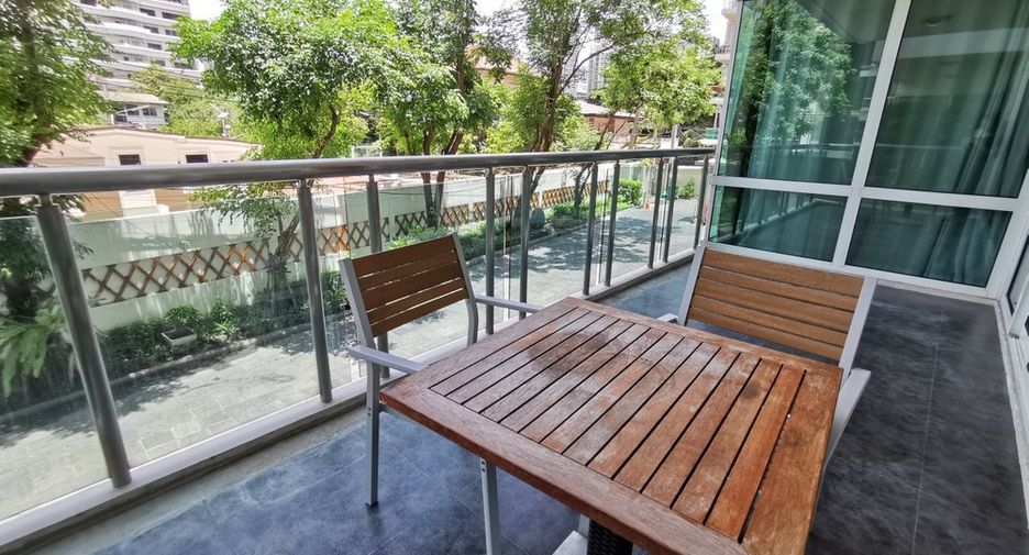 For rent そして for sale 4 ベッドルーム condo in Khlong Toei, Bangkok