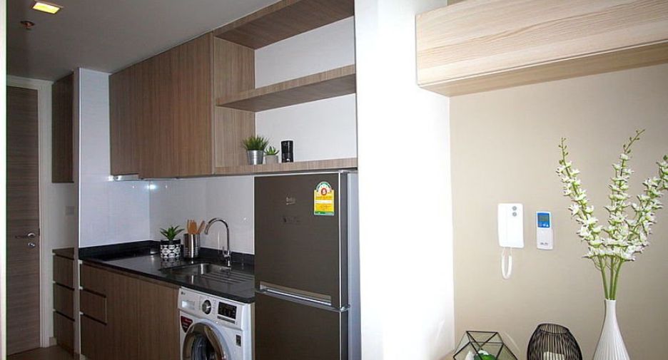 Wohnung zur Miete und zum Kauf mit 1 Zimmer in Bang Lamung, Chonburi